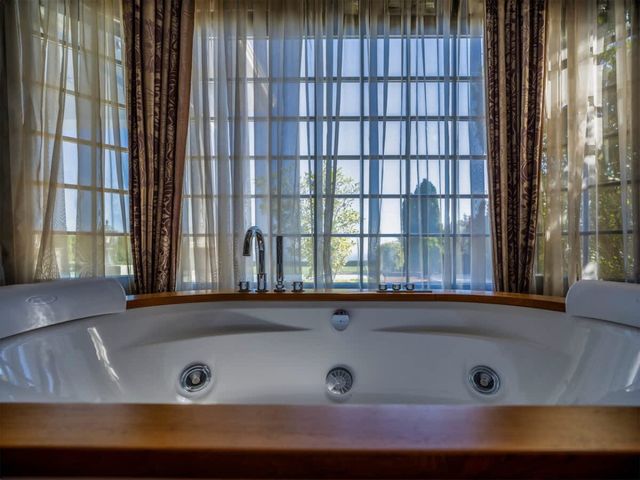 Luxury Villa with Pool- 4 Bedrooms in BlackSeaRama