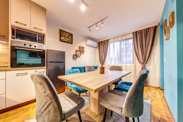 Ski-Friendly Family Getaway