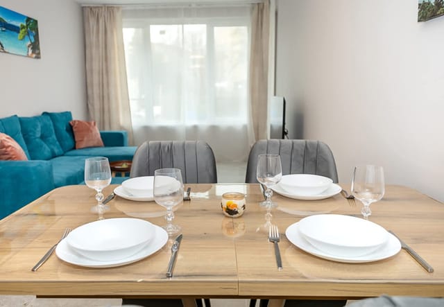 Stylish Flat with Parking St Constantine & Helena