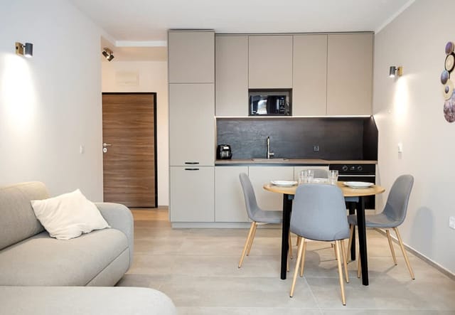 Skyline Varna – Stylish 1BD City Apartment