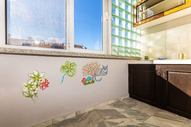 Spacious 2-Bedroom Maisonette in City Centre