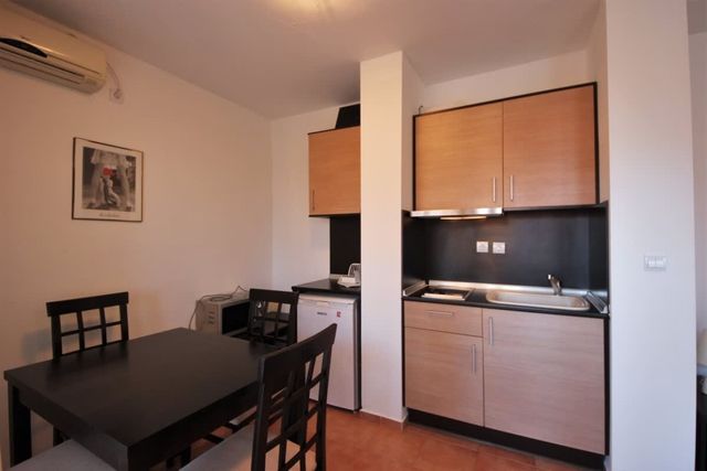 Marina Cape Economy Studio