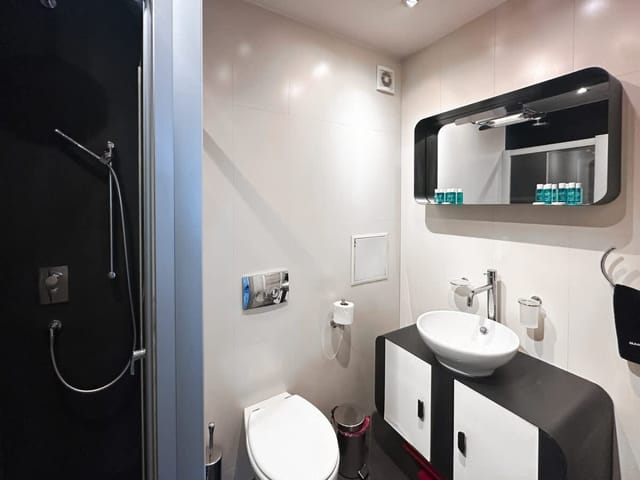 Joy Apartment – Stylish 2BD in Oborishte