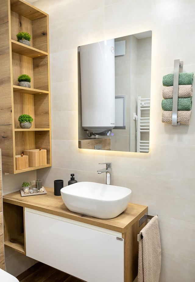 Cozy 1-Bedroom with Sea View & Parking