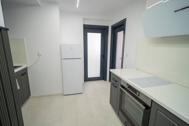 Modern Seaview Central Apartment in Sarafovo