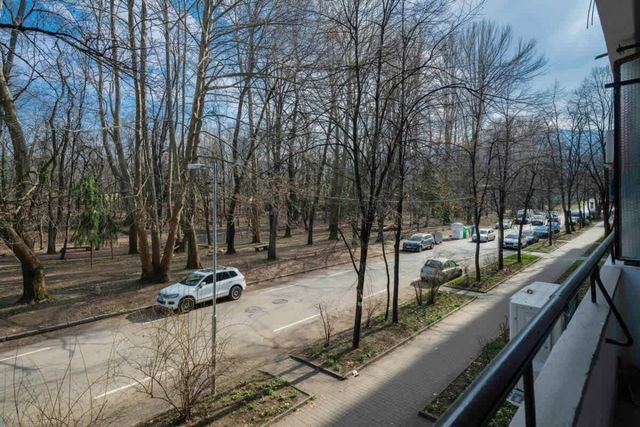 Lux Flat next to Park with working space