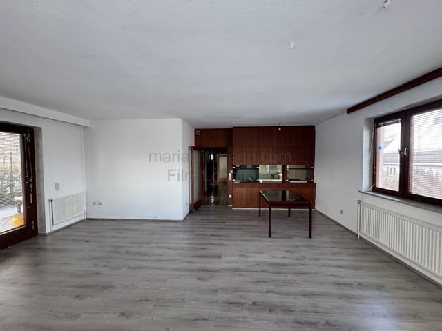 Location 520 - Photo 3