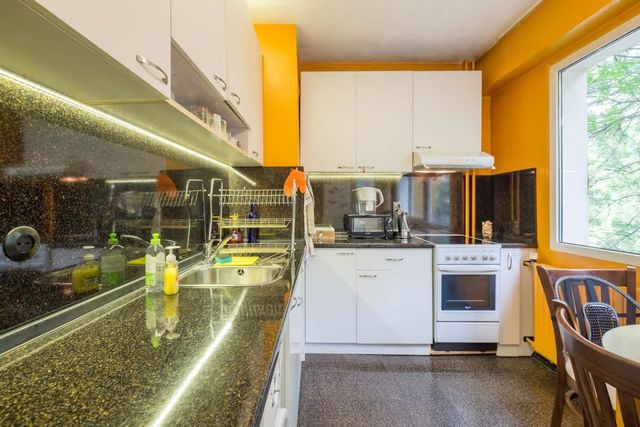 Cozy 1BD Flat in Central Sofia - Walk to Monuments