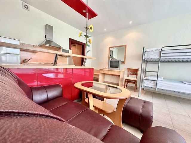 Miramar Palace Family Studio