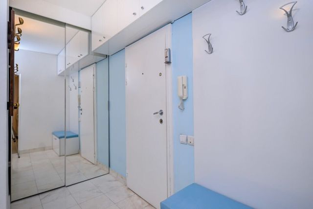 Comfortable One Bedroom Apartment in Zona B5