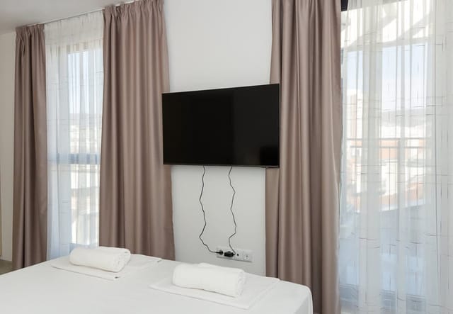 Modern Haven in Varna : Retreat with Chic Ambiance