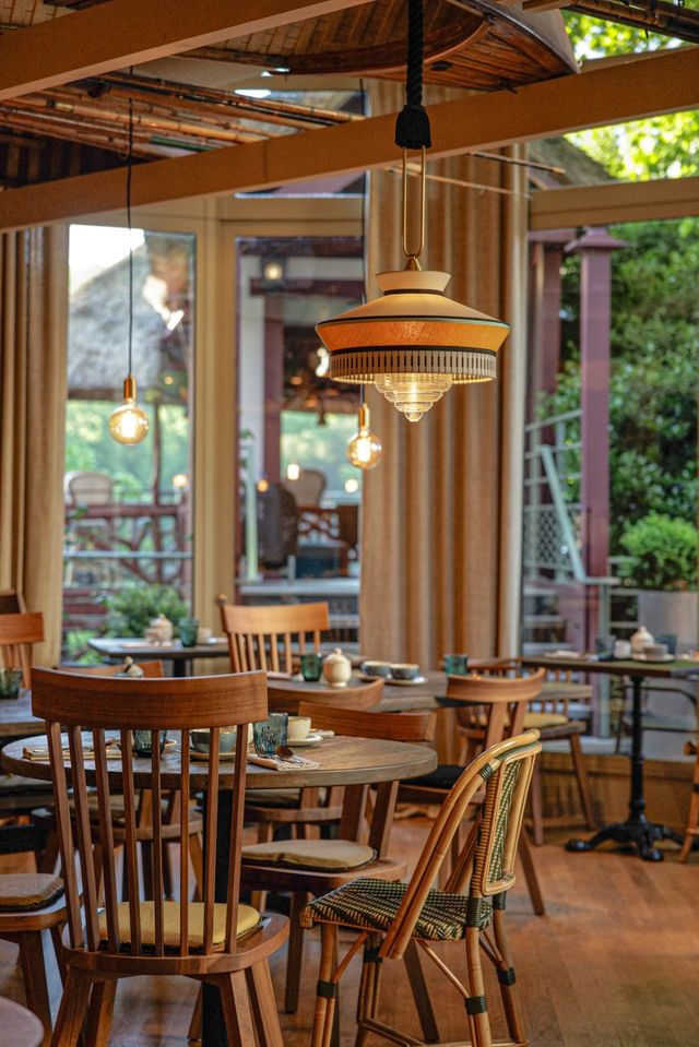 Le Café des Artistes - A bistronomic restaurant offering a nice and comfortable atmosphere