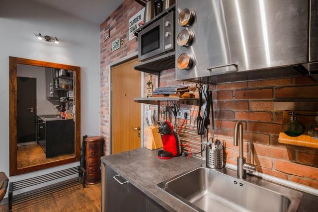 Urban Style 1BD Apartment on Sofia Center - Photo 3