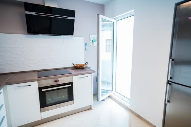 Black Sea Luxury 2bdrm Apartment