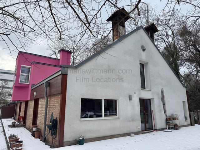 Location 521 - Photo 2