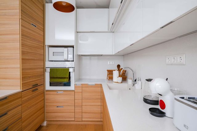 Sunny 1BR with Balcony