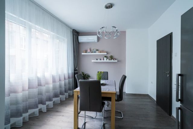 Black Sea 2bdrm Central Apartment