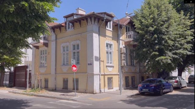 Apo Apartment - Top Center