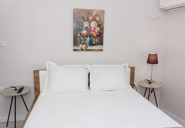 The Purplish Apartment Varna Center