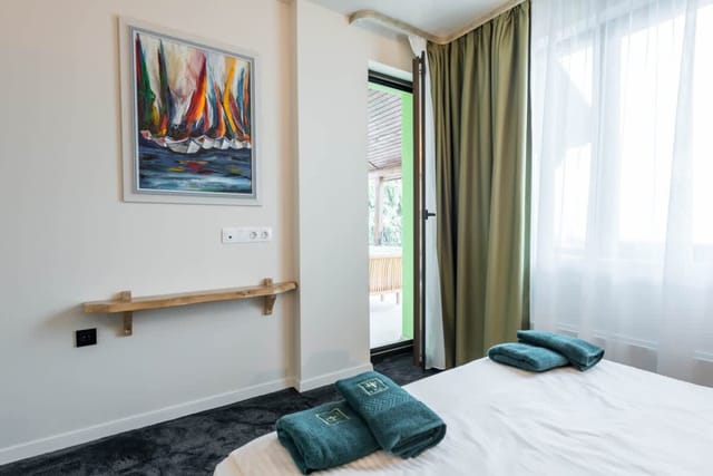 Villa Apple & Villa Cook - 8BD with heated pool