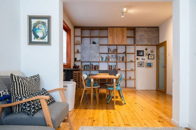 Colorful Getaway right next to NDK - Photo 2