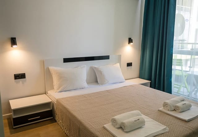 Chic 1BR Flat &amp; Garage | Garden Residence, Varna - Photo 4