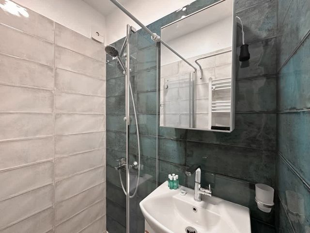 Stylish 2BD with Balcony & Desk near Vitosha Blvd