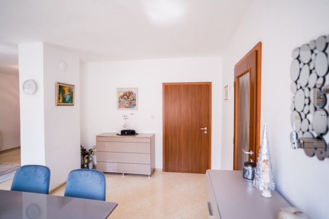 Black Sea Luxury 2bdrm Apartment