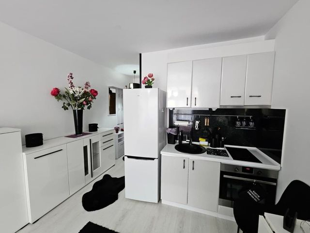 Romantic Sensual Retreat Studio by Flat Manager