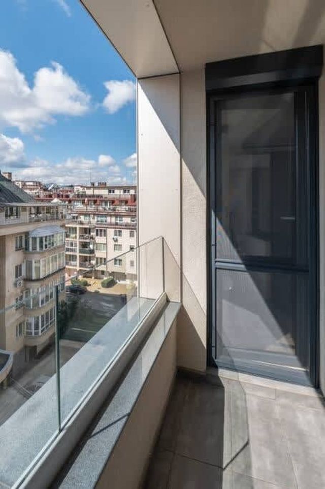 Stylish 1-bedroom Flat in Business District