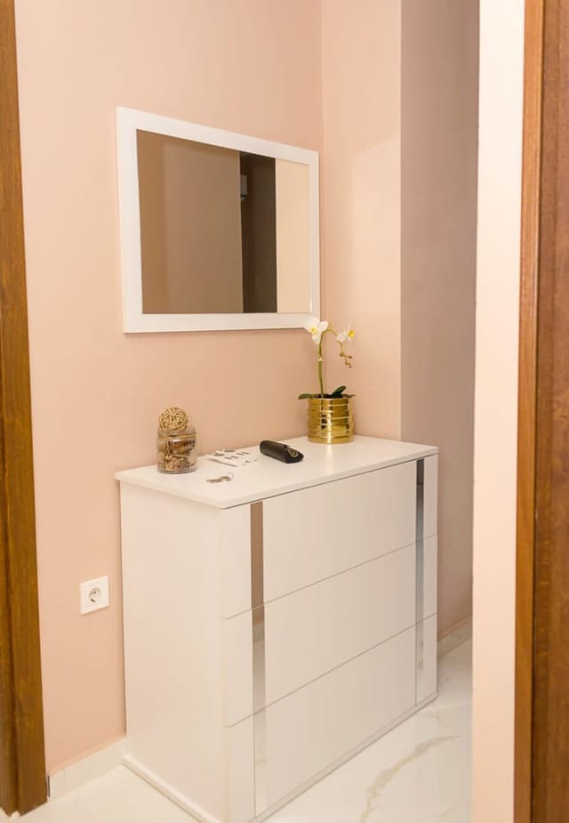 Comfy 1-Bedroom Apartment in Chayka Neighbourhood