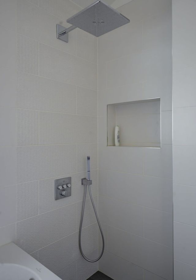 Luminous Central Retreat Spacious 2BD Apartment