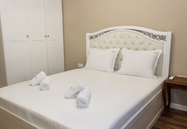 2BD Home In The Heart Of Varna with Parking - Blue - Photo 2