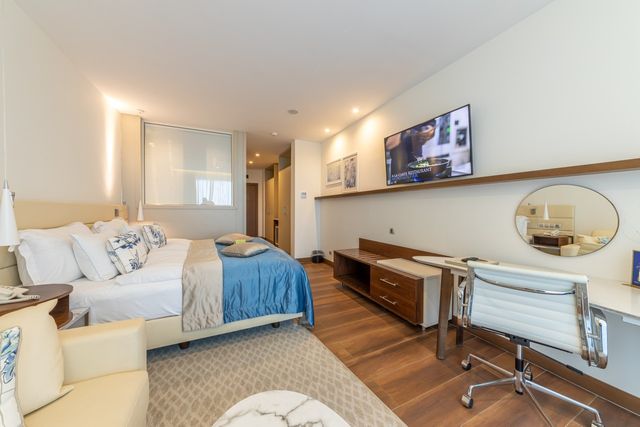 One Bedroom Apartment with a Pool in the Maritim Paradise Blue Hotel