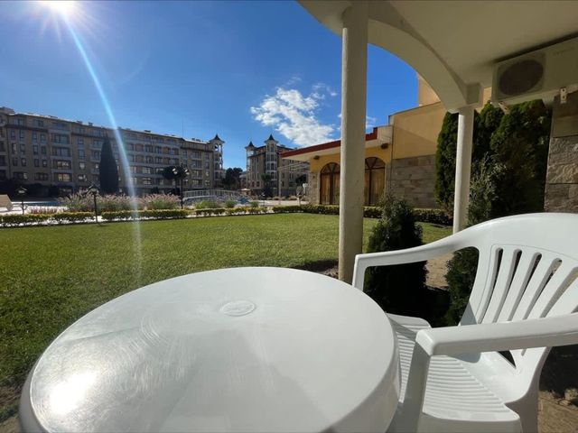 Cozy 1 bedroom apartment in Royal Sun