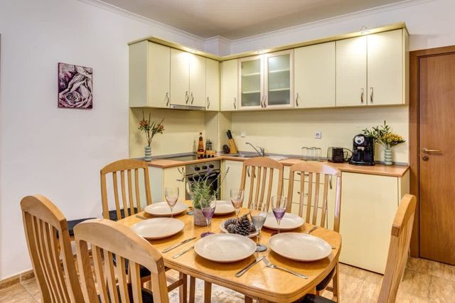 Alpine Haven 2-Bedroom Escape in Pamporovo