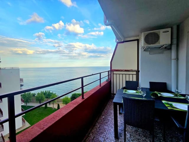 The Sea Balcony - 1BD Apartment by Flat Manager