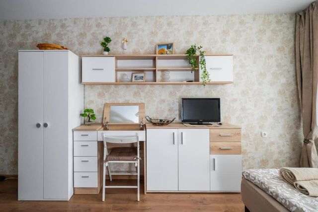 Cozy Studio in Top Centre