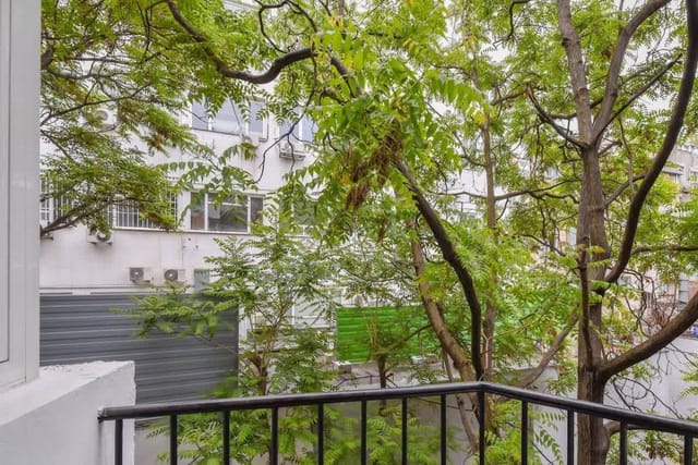 Sofia Dream Apartments - 3BD, 2BTHR - The Library