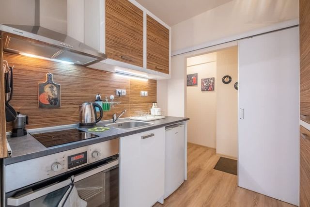 JAZZY off Vitosha Blvd: Feel the Rhythm of Sofia