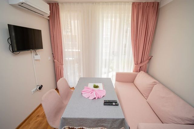 Marea Garden - 1BD apart.with Pool by Flat Manager