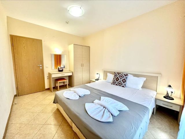 Cozy apartment with balcony in Royal Sun