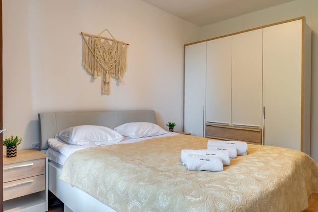 Forest Harmony 1BD with Balcony & Parking