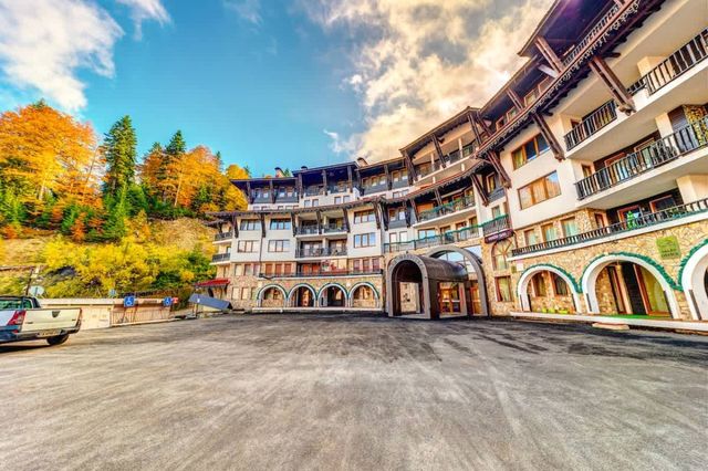 Ski Slope Getaway at Grand Monastery - Photo 4