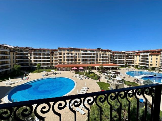 Cozy 1 bedroom pool view  Royal Sun