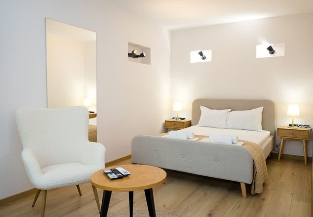 Private Villa with 5BD, Pool & Stunning Sea Views