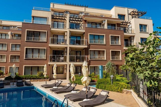 Sea View Apartment in Horyzont