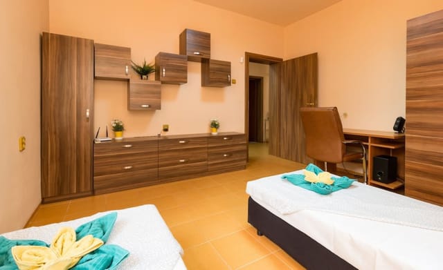 The Rocky House - Central & Private 2BDR