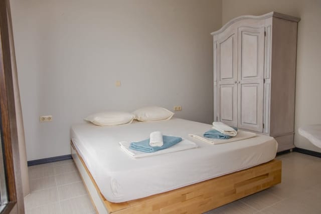 Lovely 3BD flat with Parking and Sea View