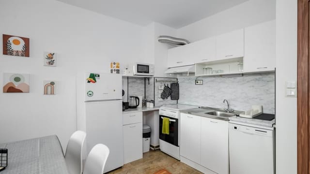 Terra Vibes - Central 1BD with balcony